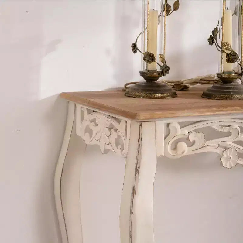 Consolle rustica francese con intagli e gambe ricurve