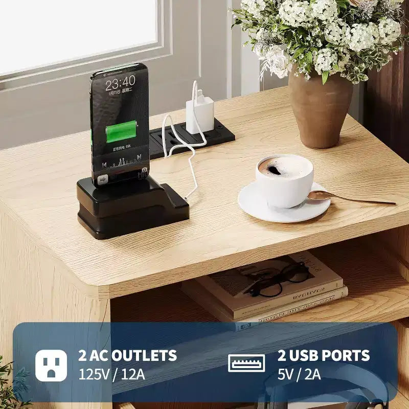 Comodino moderno con stazione di ricarica USB, Comodino in legno scanalato con 2 cassetti e ripiano per camera da letto e soggiorno